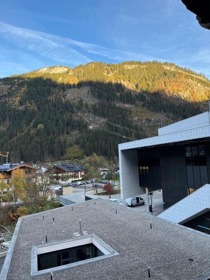 Center Rooms & Apartments Mayrhofen Eksteriør bilde